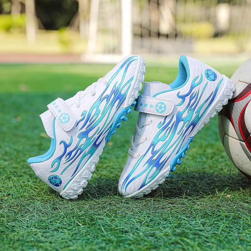 

New Kid Match Sneakers Soccer Shoes Boys Football Boots Match Comfortable Non-Slip Professional Sports Shoes Outdoor Unisex