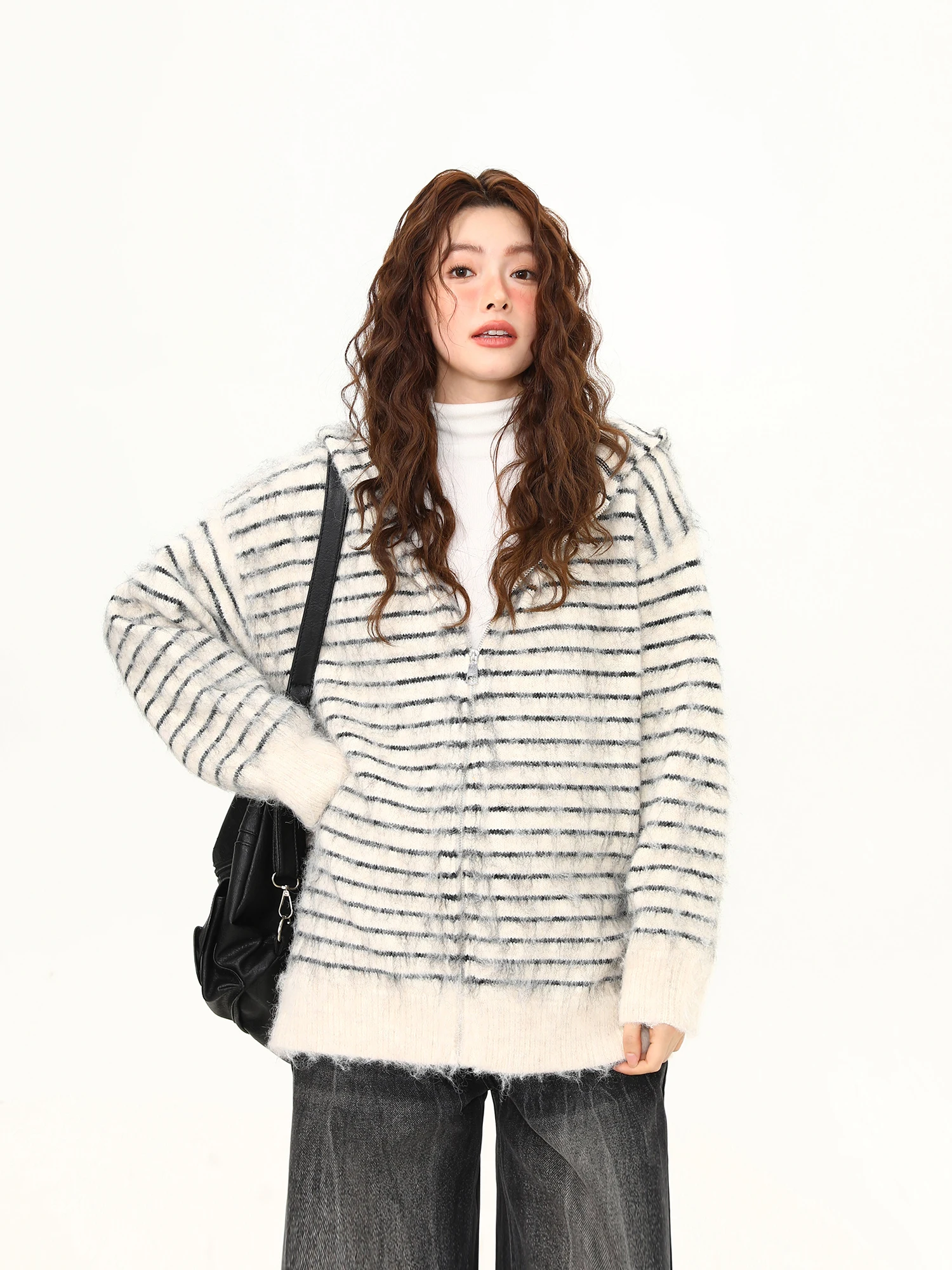 

Женский вязаный кардиган-худи Wild Azizi оверсайз в полоску, теплый, уличный стиль, с длинными рукавами, модный, осенне-зимнее пальто