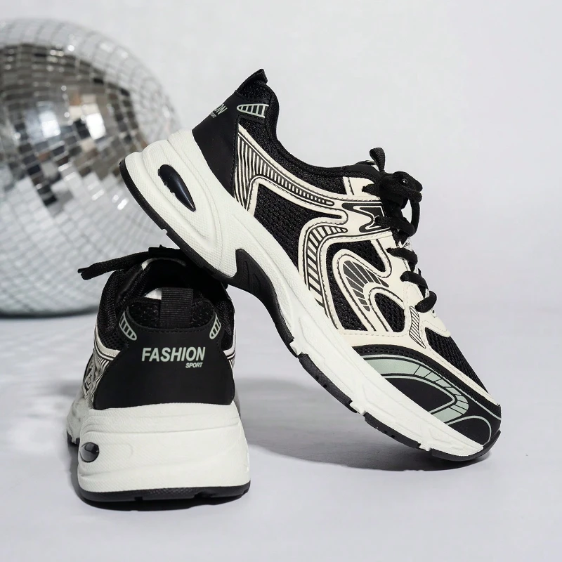 

2026 New Chunky Sneakers Korean Version Couple Shoes for Women Student Casual Shoes Thick Soled Sports Shoes Zapatos De Mujer