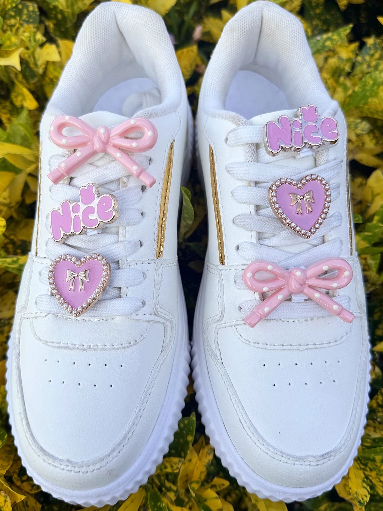 6 fashionable (pink polka dot bow, bow heart, nice) shoe accessories - easy-to-install detachable DIY plastic decorations for cu
