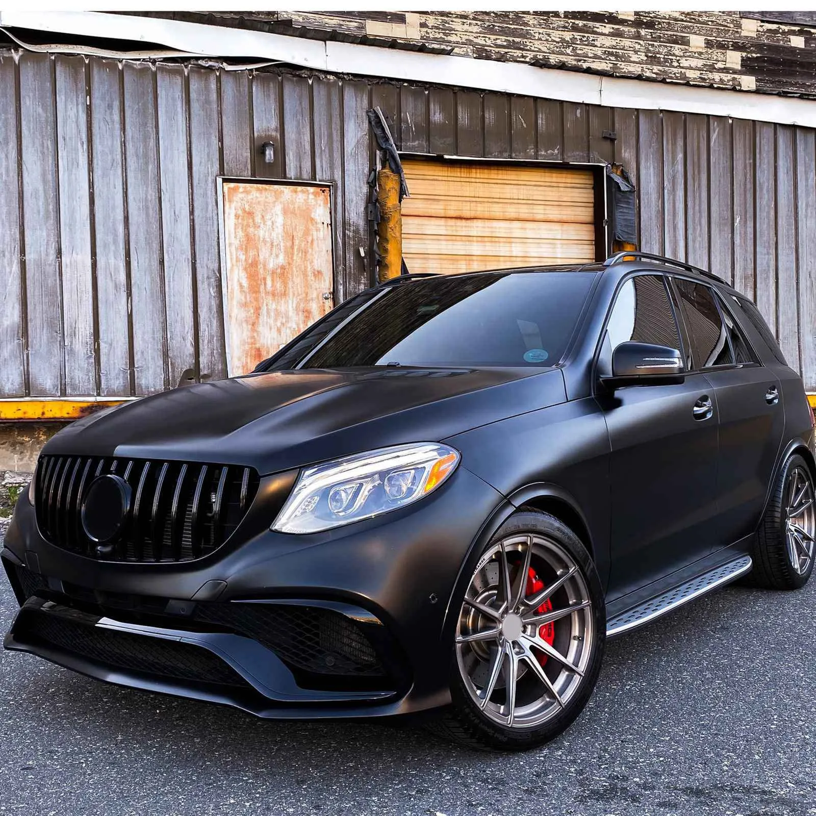 

For Mercedes Benz W166 GLE63 AMG 2016-2019 Front Bumper Grille Racing Grill GT Style Grill Tuning Body Kit
