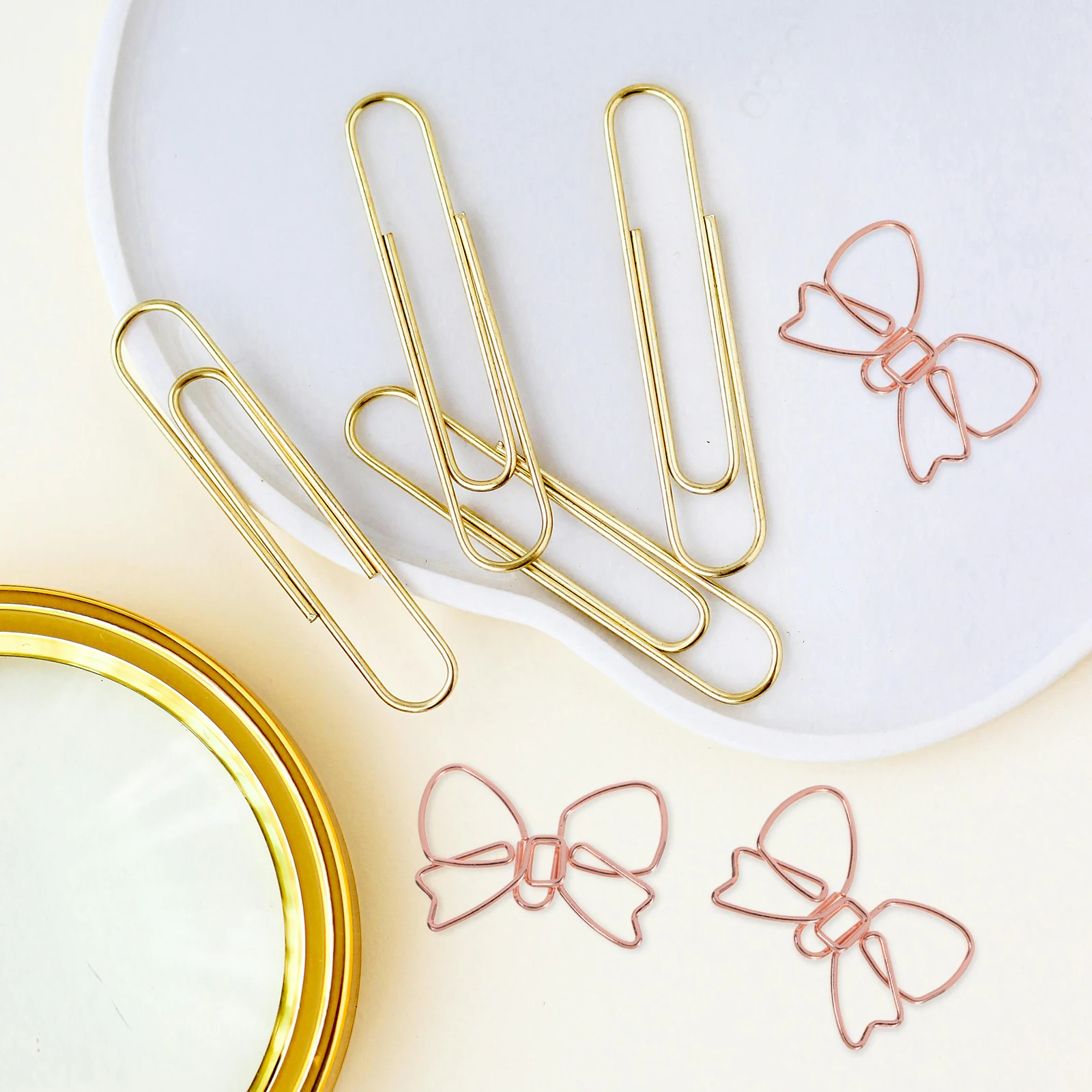 

30pcs Butterfly Bowknot Metal Paper Clips Creative Office Supplies for Documents ganization Bookmarks Memo Holders