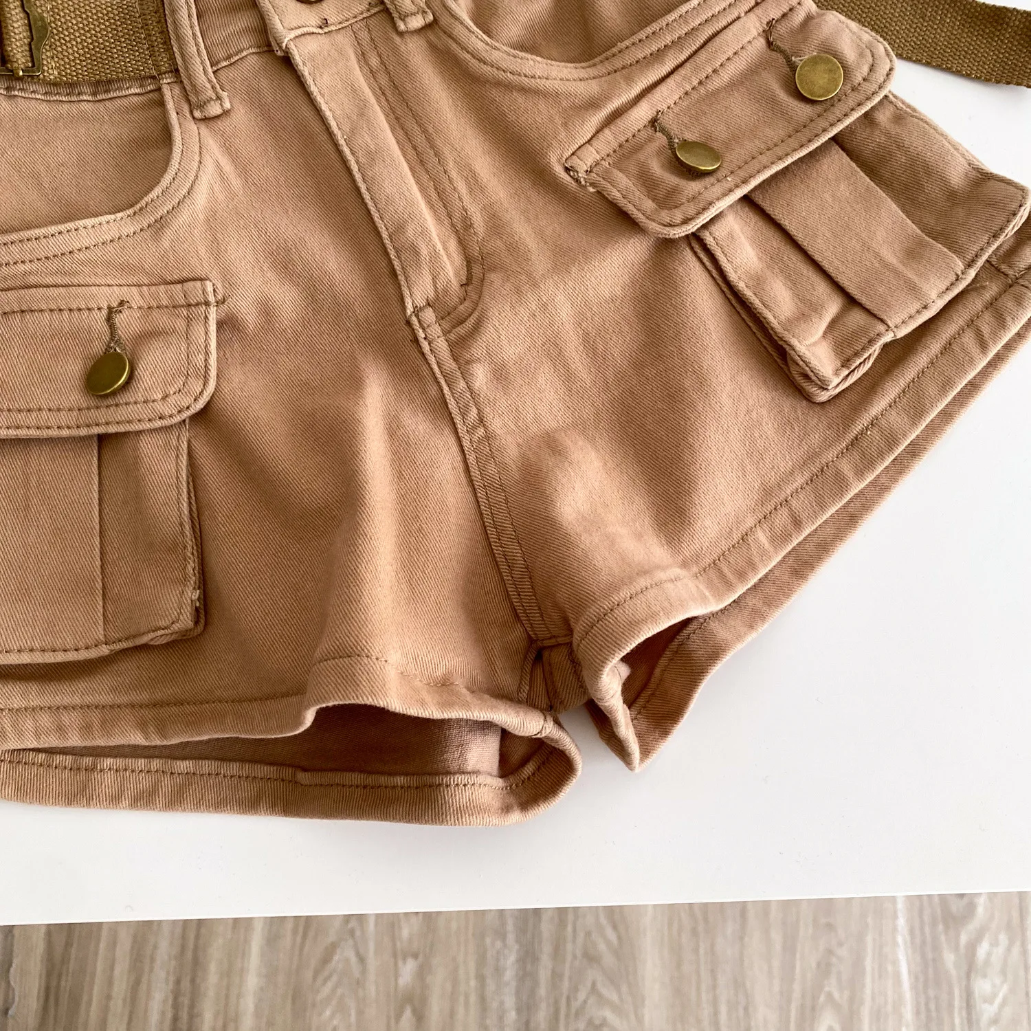 Women Denim Shorts Solid Cargo Short Button Pocket Mini Length Zipper Fly Empire Waist Loose Fit Streetwear Casual 2026 Summer