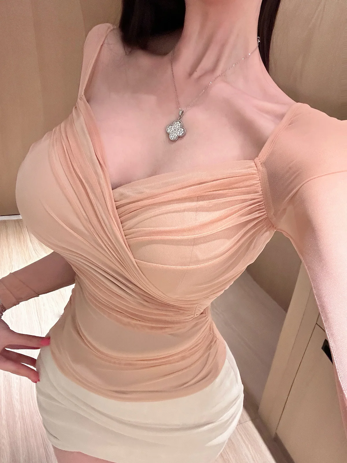 

Sexy Sweet Women's Me Top with Built-in Bra Pad Finet Skirt Ultra Cute Fene Long Sve Par Wear for Young Girls