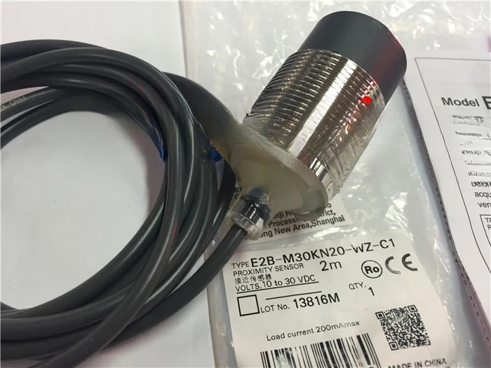 E2B-M30KN20-WZ-C1 2M Proximity Switch