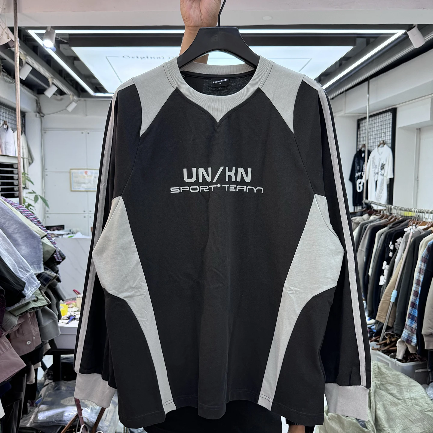 

Retro Color Blo Long Sve round Ne T-irt ex Loose Casual Base irt Trendy Streetwear Cotton Youth Full Sve