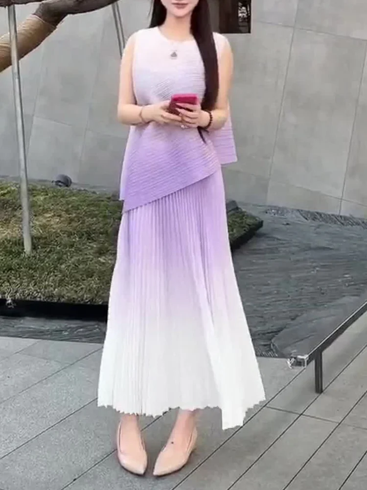 

Stunning Gradient Purple Summer Top And Skirt Set Sleeveless Drawstring Halter Neck Two-Piece Women's Fashion Ensemble