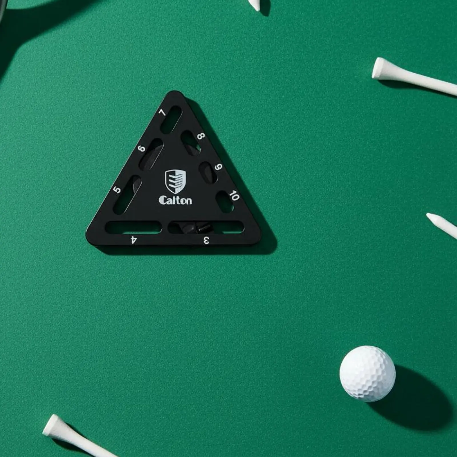 Picture 6: Triangle Golf Marker Measuring Function Attractive Ball Marker Clip Attractive Hat Clip Portable for Golfers