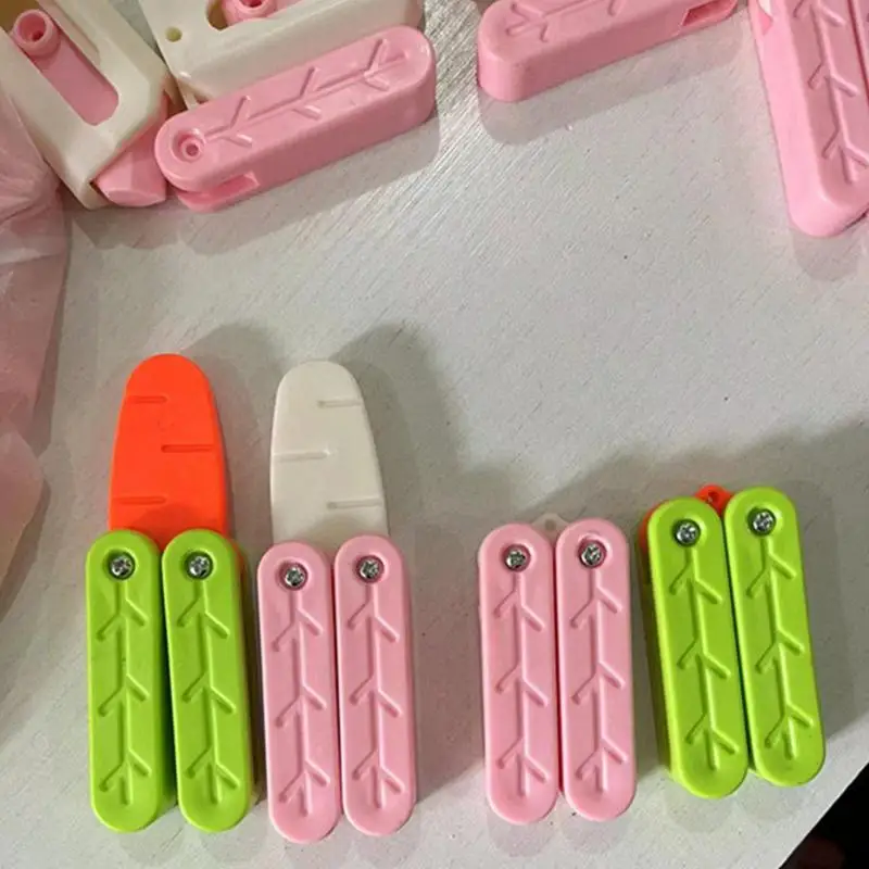 3D-Druck Spielzeug sensorische Karotte Schmetterling Cutter Push-Karte Spielzeug Mehrzweck sensorische Spielzeug für die Schule nach Hause Reisen und Auto Dekor