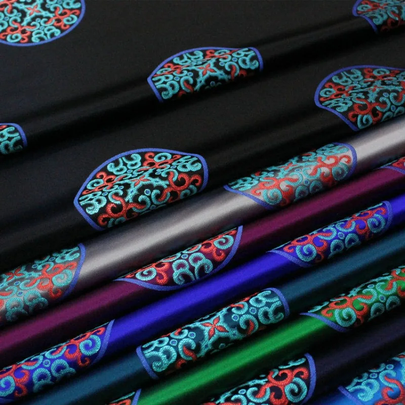 Chinese Circular Medallion Pattern Jacquard Silk Brocade Fabric for Tang Suit Mongolian Tibetan Robe Stage Costume Decorative