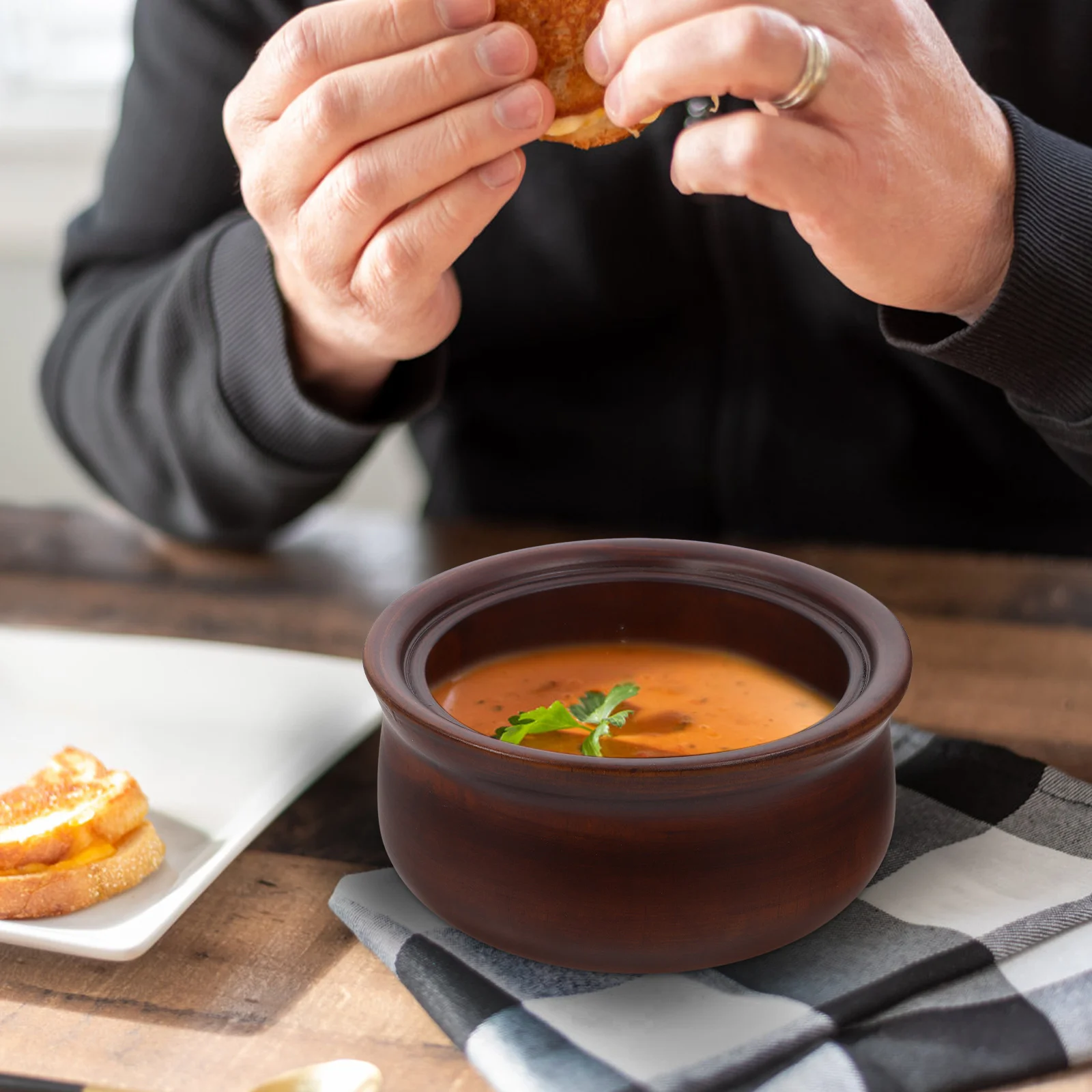 

Wooden Bowl With Lid Solid Wood Deep Soup Rice Noodle Salad Bowl Practical Kitchen Food Container For Home Restaurant Use