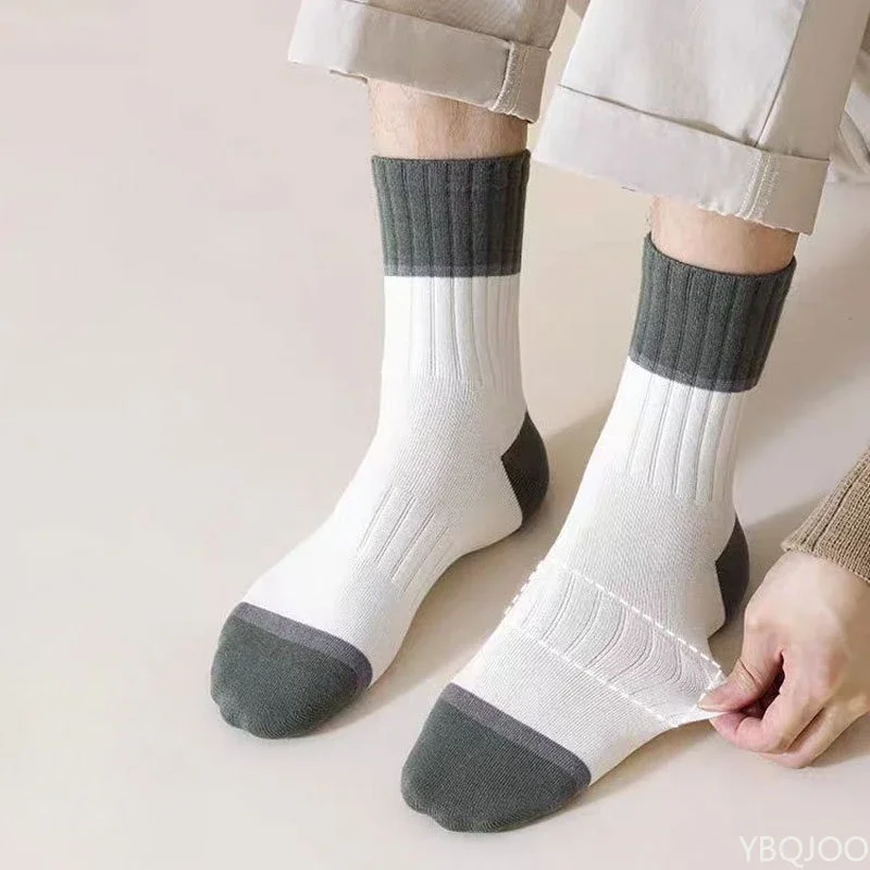

5 pairs of autumn winter new socks for men breathable sweat absorbing sporty casual simple comfortable men's socks