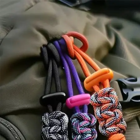 Aluminum Alloy Keychain-Compatible Bottle Buckle with Dual-Head Design and Smooth-Turn Threaded Lock for Everyday Convenience