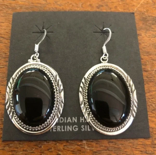 

2024, Fashion, Round, Black, Exquisite Jewelry, Versatile, Men's and Women's, Gifts, Love, Charming Earrings