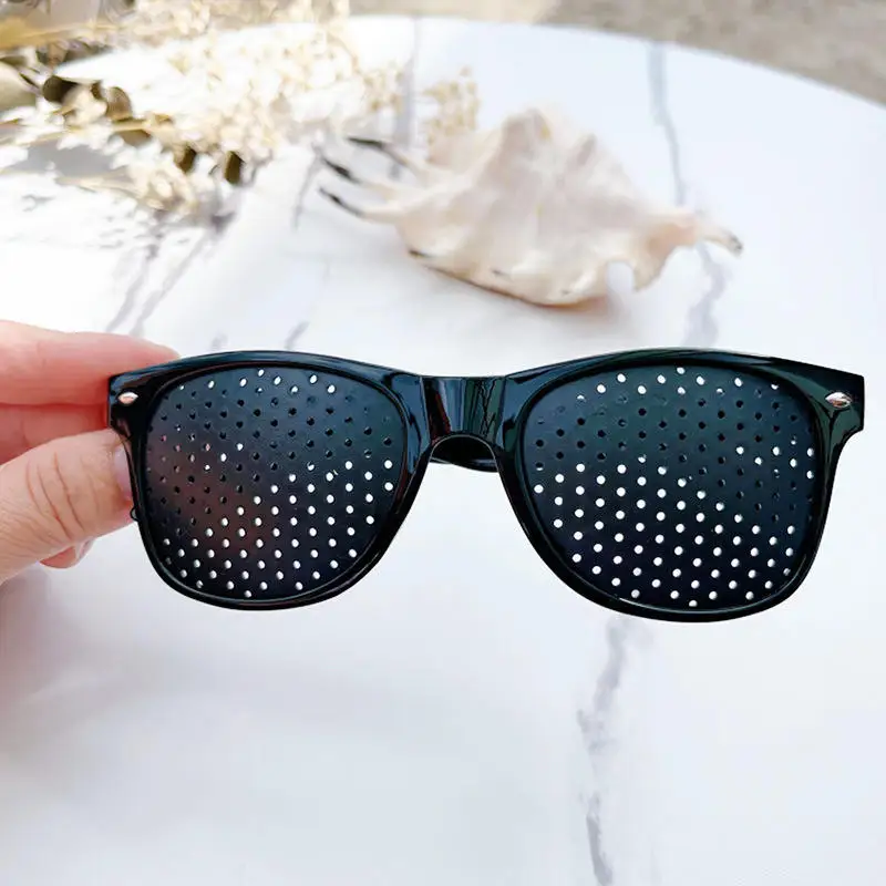 1pcs Anti-myopia Pinhole Glasses Pin Hole Sunglasses Eye Exercise Eyesight Improve Natural Healing Vision Care Eyeglasses