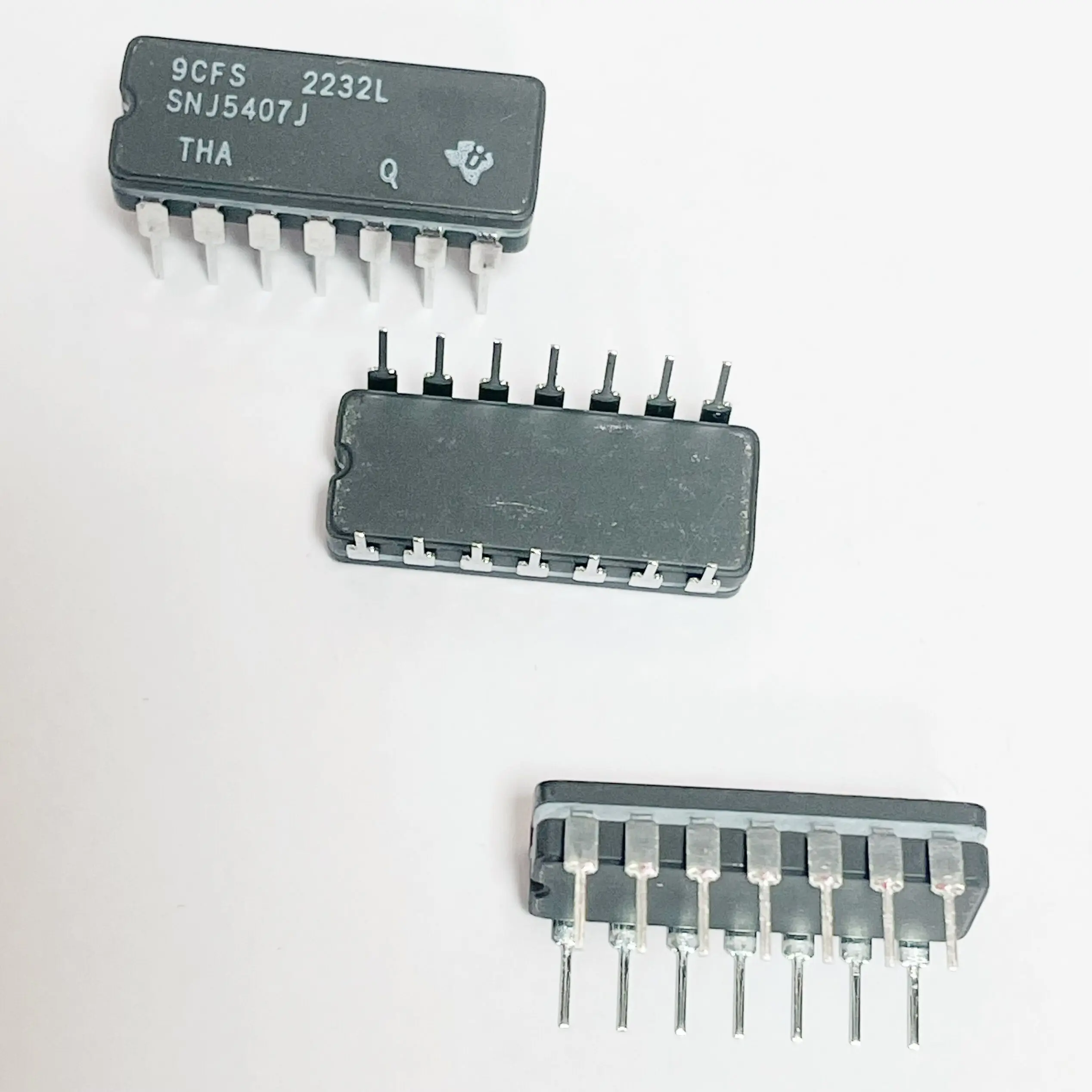 1PCS/LOT SNJ5407J package: CDP-14 buffer/driver/transceiver new original