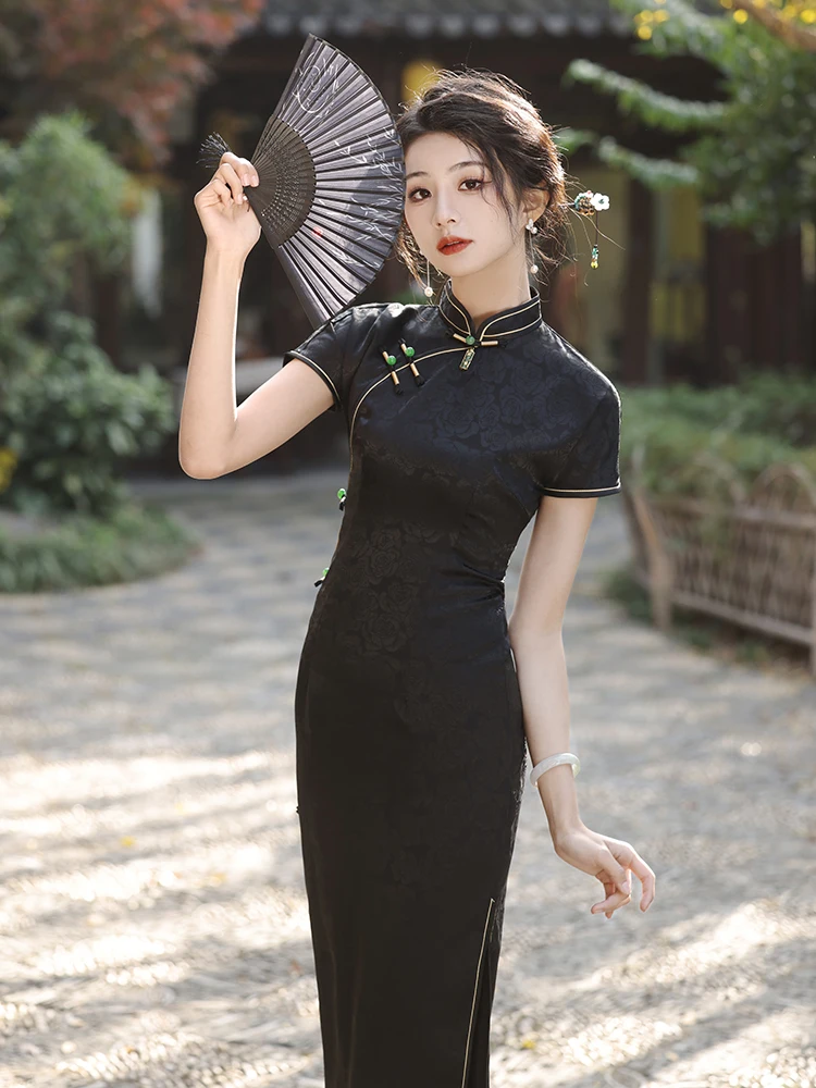 

Элегантный женский традиционный китайский костюм в стиле ретро, высококачественный, для повседневной носки, с эффектом похудения, длинный, с коротким рукавом