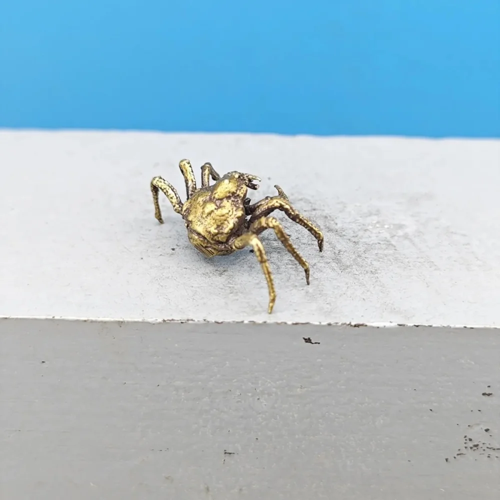 Vintage Brass King Crab Mini Figurine Realistic Crab Statue Ocean Decor Aquarium Theme Desktop Ornament Gift for Marine Lovers