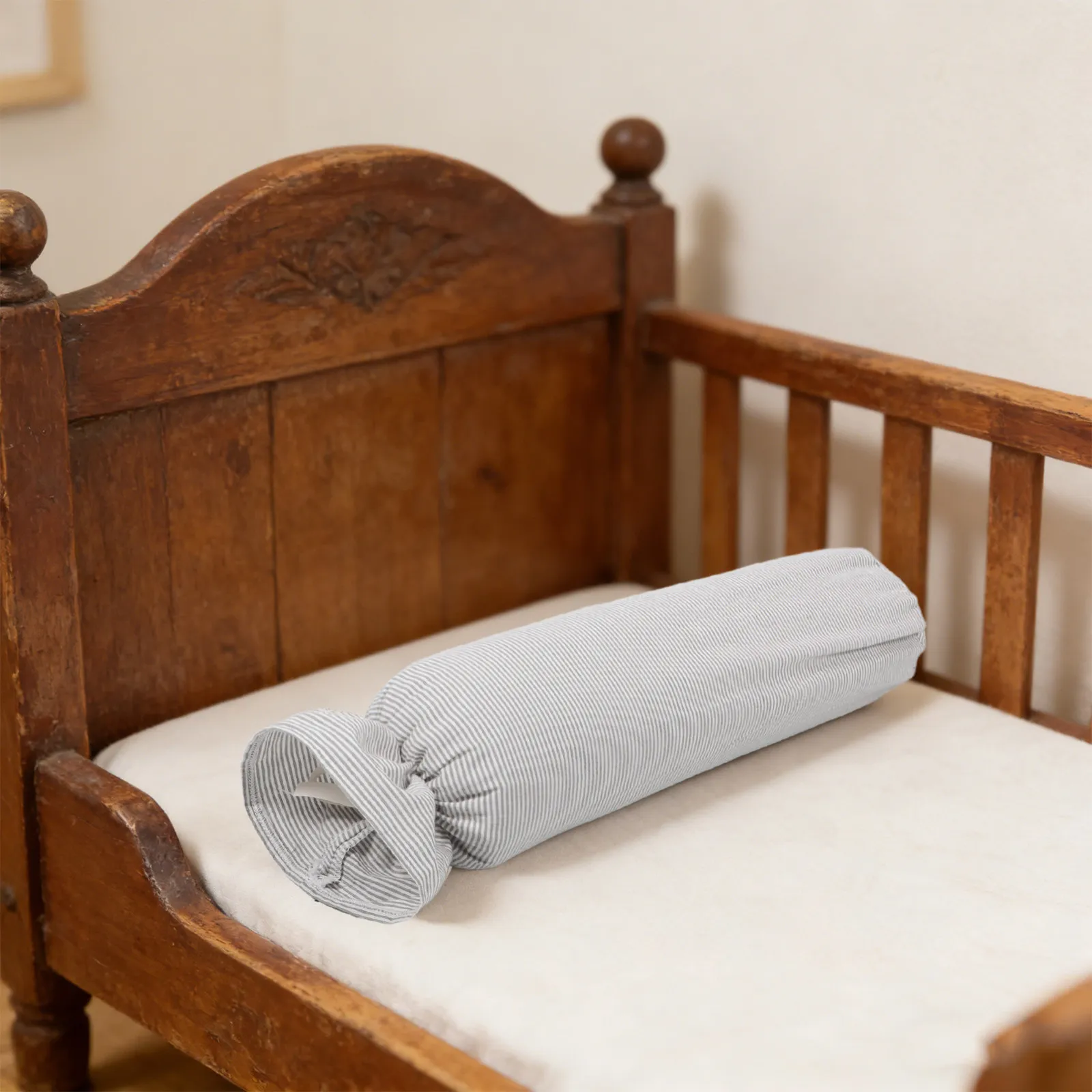 Cylinder Bolster Pillow Cover Soft Cotton Round Pillowcase for Neck Spine Support Easy Care Zipper Design Vibrant Color Bedroom