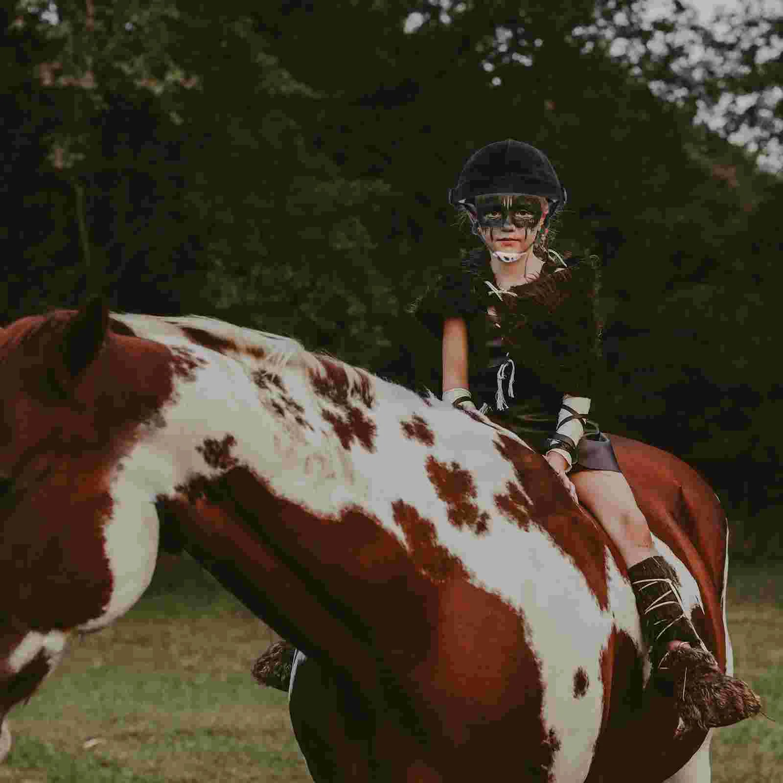 Paardrijden voor kinderen Sportmeisjes Rijden voor zwarte polypropyleen hoed