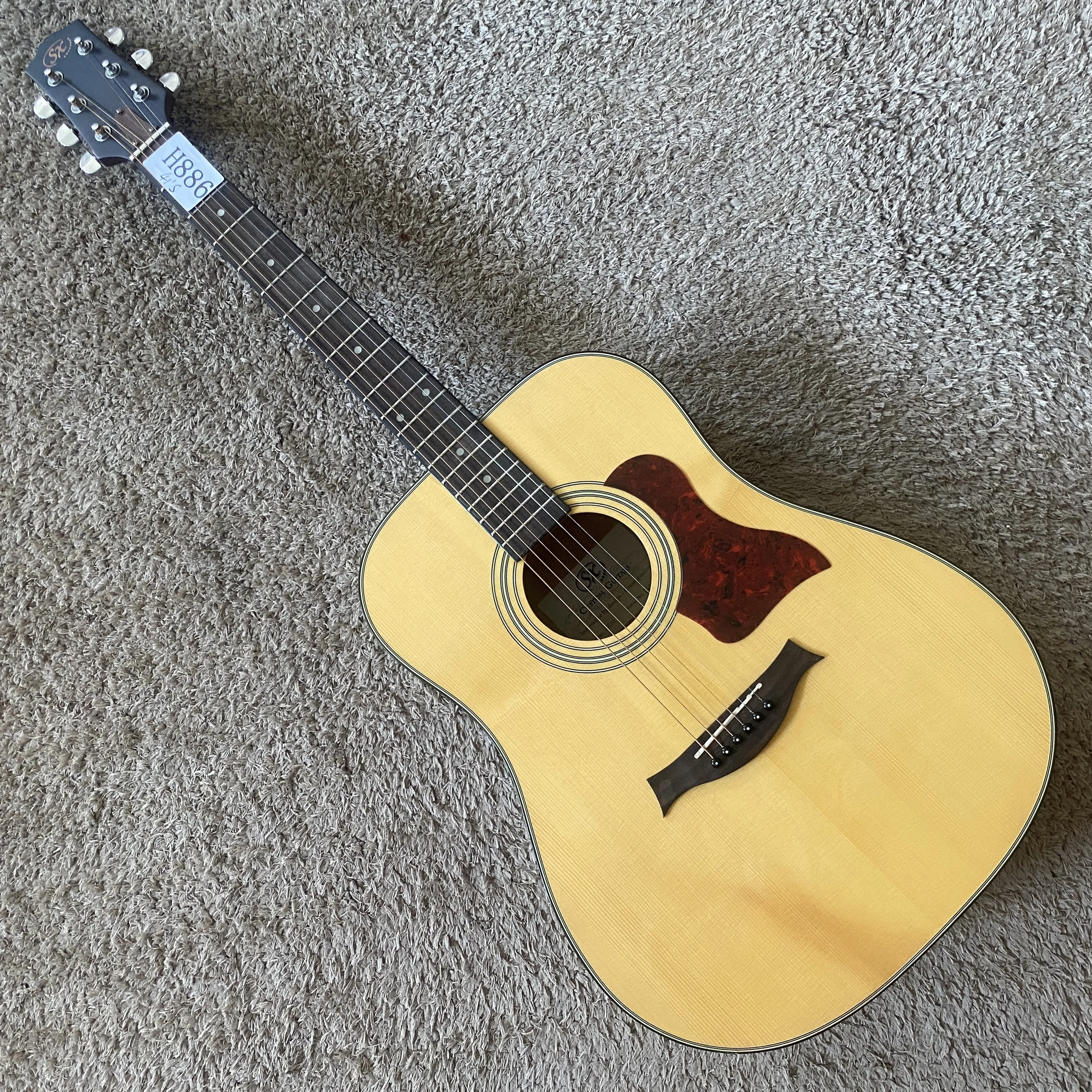 

H886 41‘Acoustic Guitar Natural Sitka Spruce Solid Top 20 Frets Rosewood Fingerboard Mahogany Body Beginner with Tiny Damage