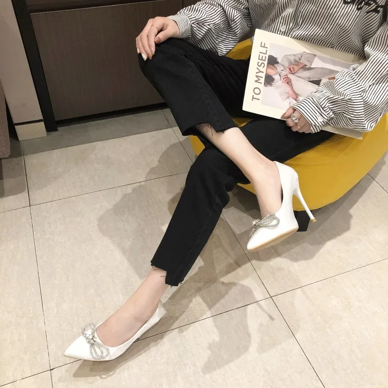 

High Heels Women's 2024 New Bow Rhinestone Pointed Toe Stiletto Satin Shoes