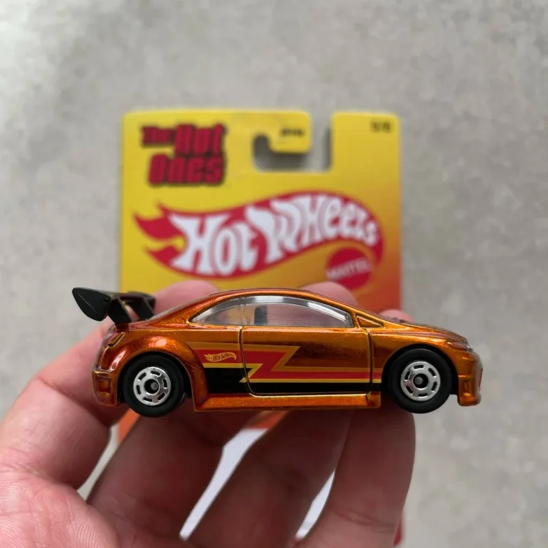 

Коллекционная модель автомобиля Hot Wheels Jby68 He Hot Ones Series, классическая ретро-модель, имитационная игрушка, украшение, подарок для коллекционеров
