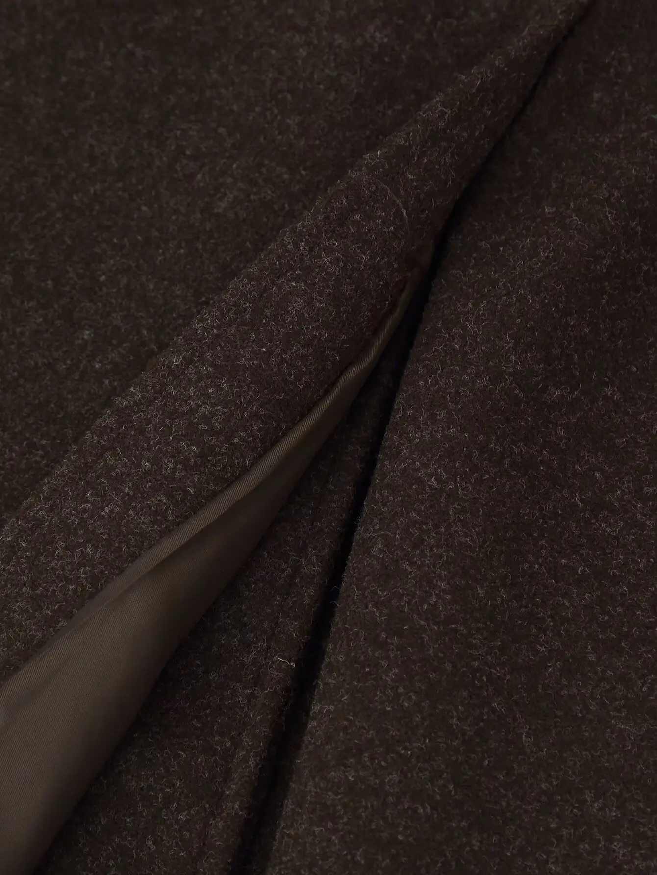 เสื้อโค้ทขนสัตว์ผสมแบบกระดุมสองแถว รุ่นใหม่ประจำฤดูใบไม้ร่วงปี 2025 จาก DiYiG WOMAN แฟชั่นทันสมัย แมทช์ได้กับทุกชุด ปกเสื้อแบบปกเชิ้ต แขนยาว เสื้อคลุมสำหรับผู้หญิง