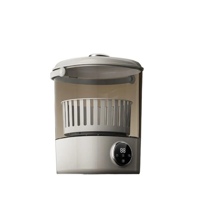 Mini underwear: a dedicated washing machine, sock essentials, portable washing cup