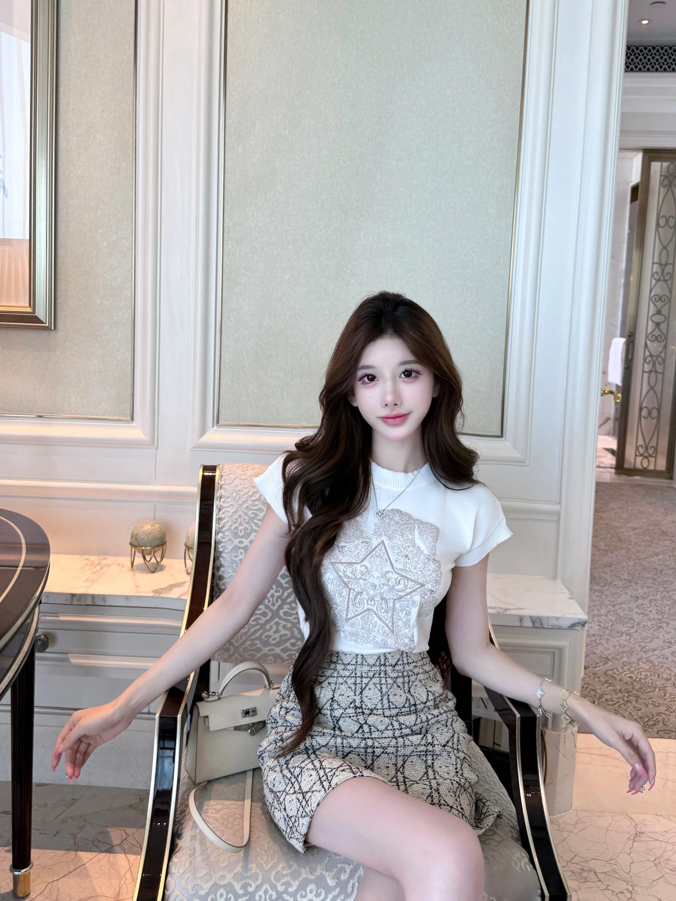 

Qiauuu Floral Star Network Knitted ort Sve Top Women's Slim Fit Heavy Embroidery Faionable Commute Sle Summer irt