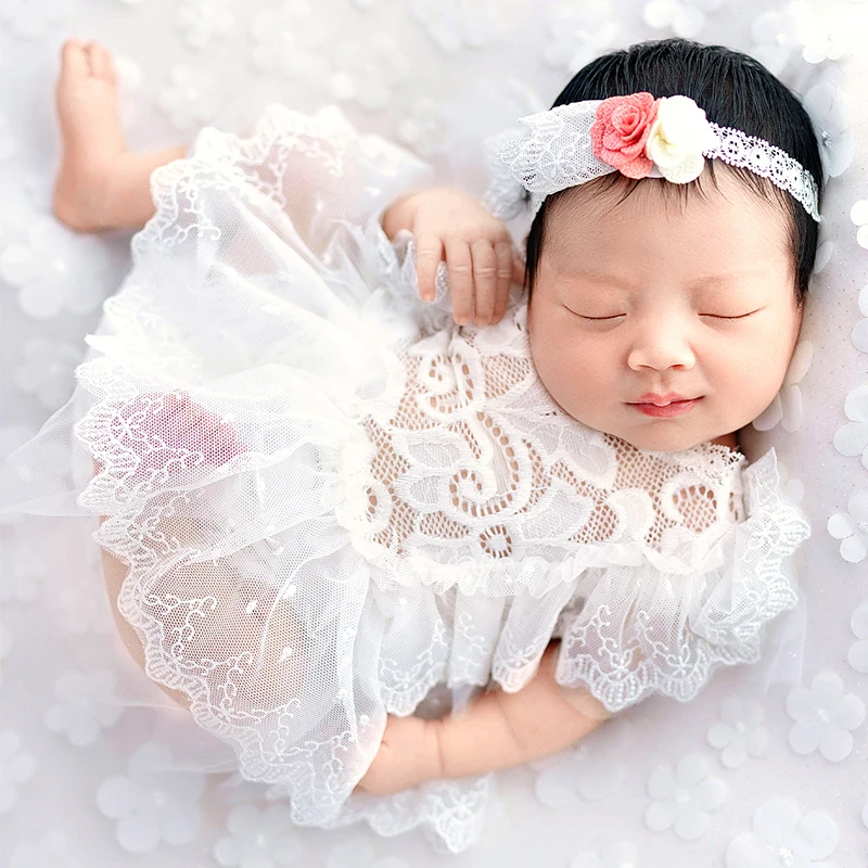 Ylsteed 2 Pieces Set Newborn Photography Lace Romper White Color Baby Girl Photo Shooting Outfits with Headband