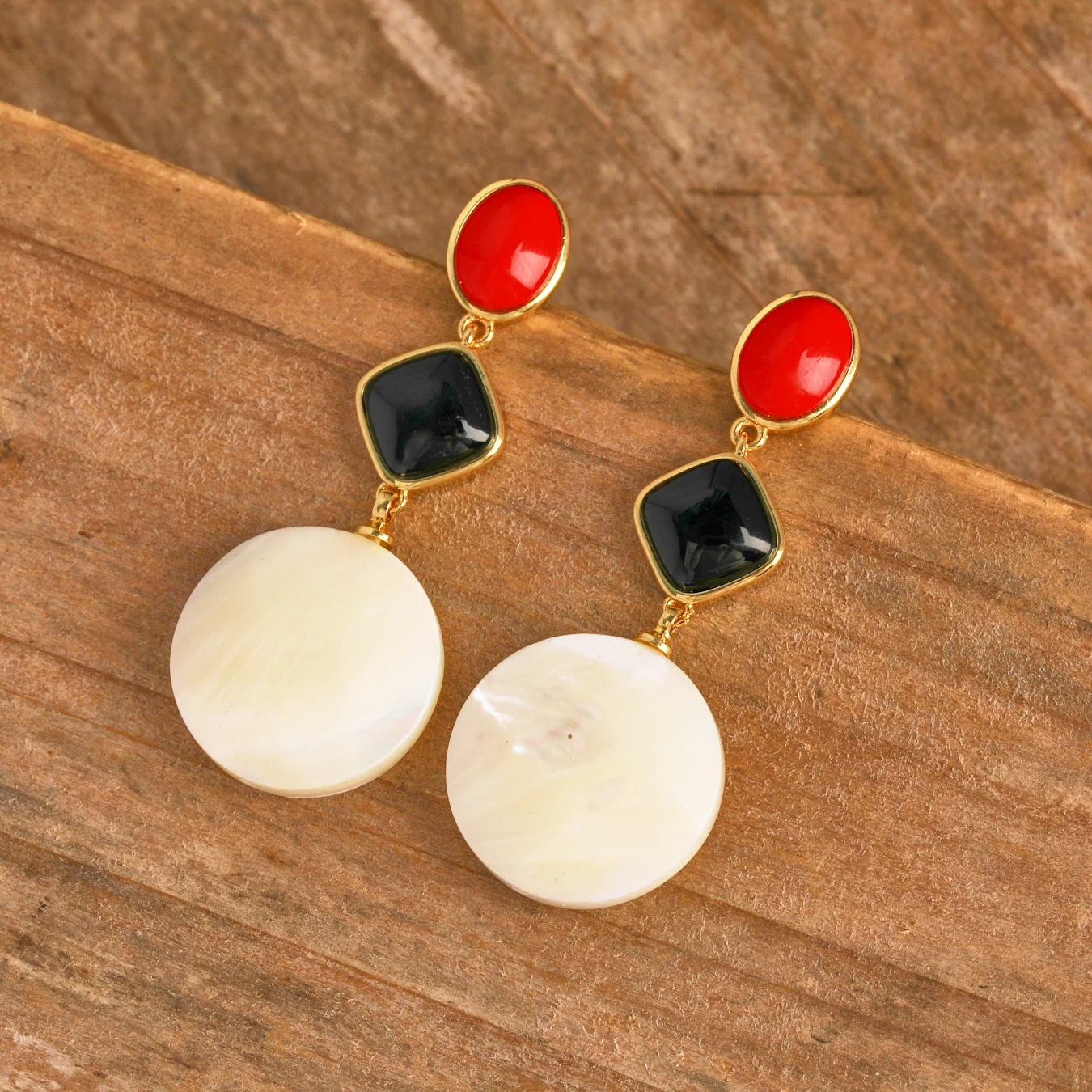

Bohemian Style Trendy Fashion Dangle Cute Earrings Natural Gemstone Pearl Shell Design for Summer Jewelry