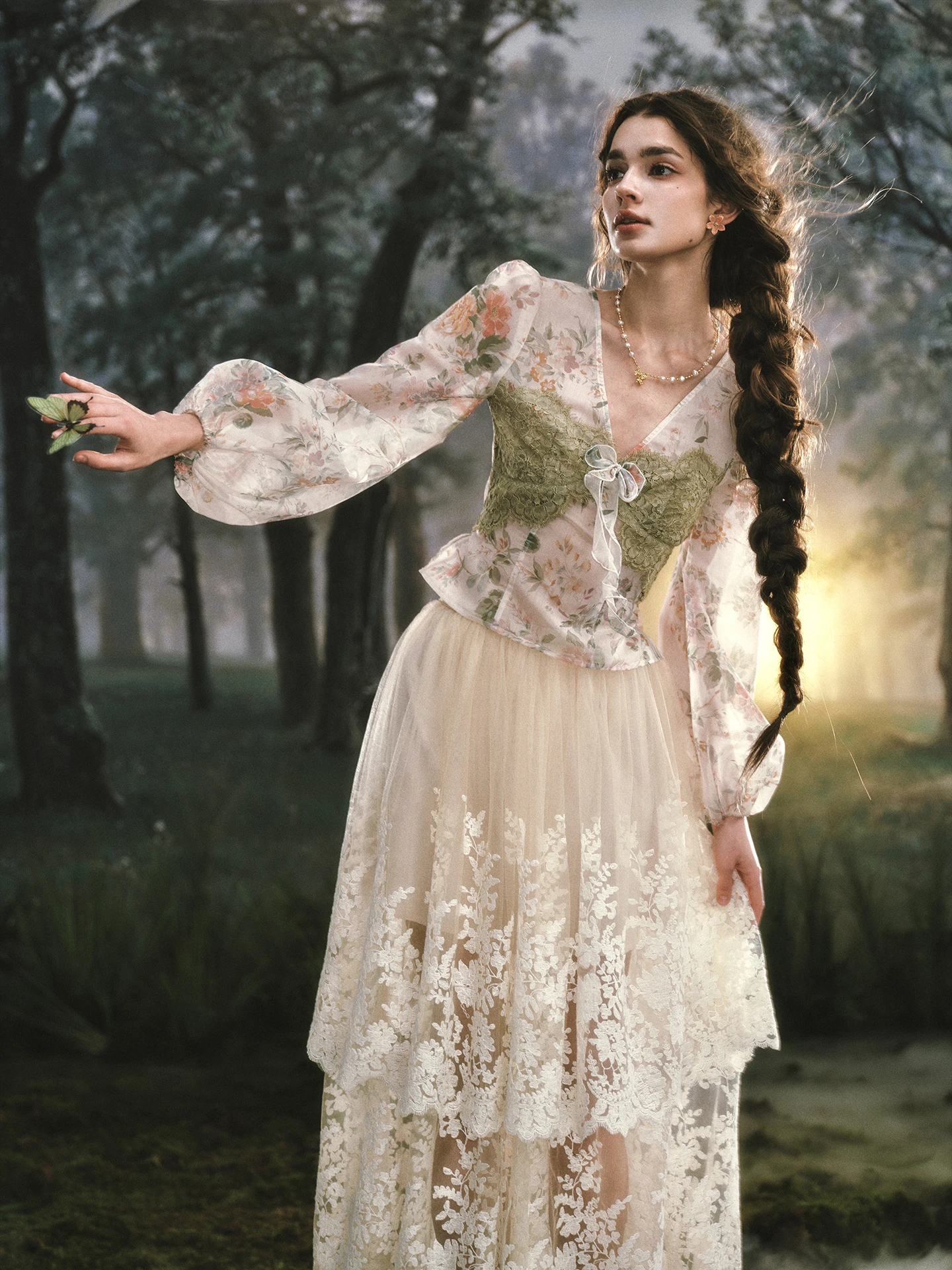 

Французский стиль: свободный крой, дышащий кружевной топ, серия винтажных топов в стиле кантри с принтом, длинными рукавами, V-образным вырезом и застежкой-молнией.