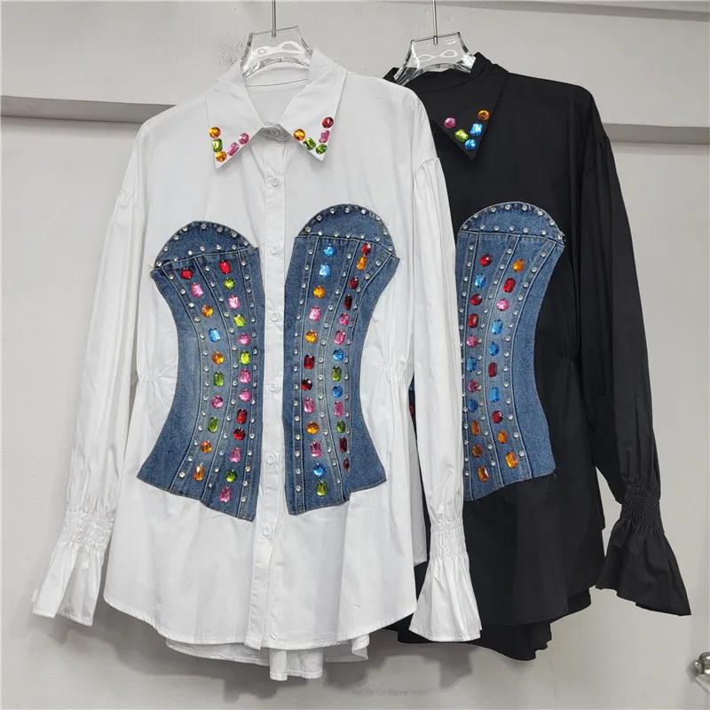 

2026 весенняя новая дизайнерская джинсовая рубашка с длинными рукавами в стиле пэчворк для женщин, облегающий универсальный модный топ с цветными блоками