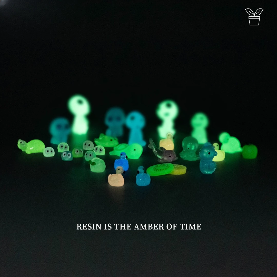 

Миниатюрная фигурка из смолы: светящийся мультяшный инопланетный эльф, креативная анимационная кукла для декора рабочего стола, материал для рукоделия DIY