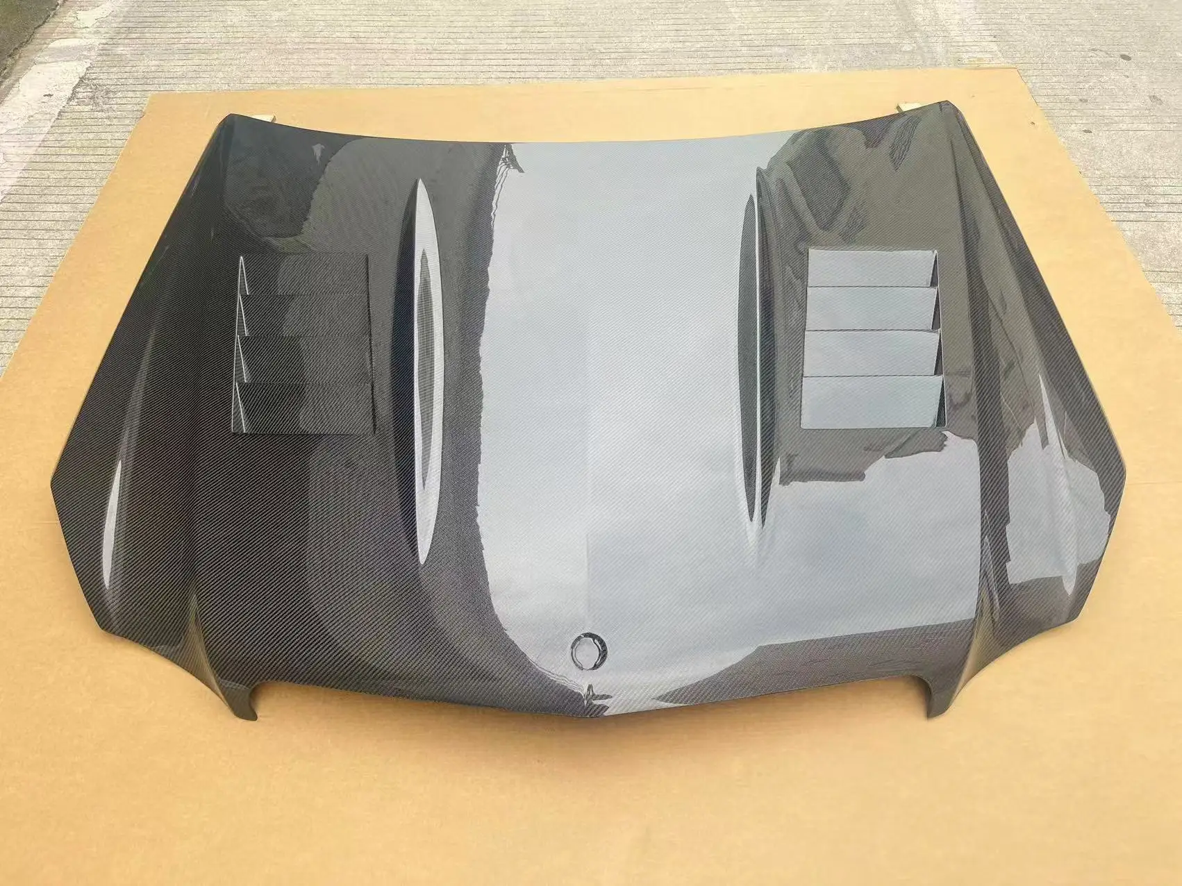 Factory Price carbon fiber hood for Mercedess-Benzs E Class W212 2009-2013 carbon engine bonnet