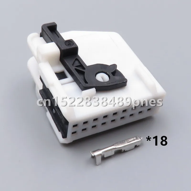 

18 Pole 2-967416-1 2-965777-1 Auto Plastic Housing Unsealed Cable Socket 1379100-2 Miniature Car Connector