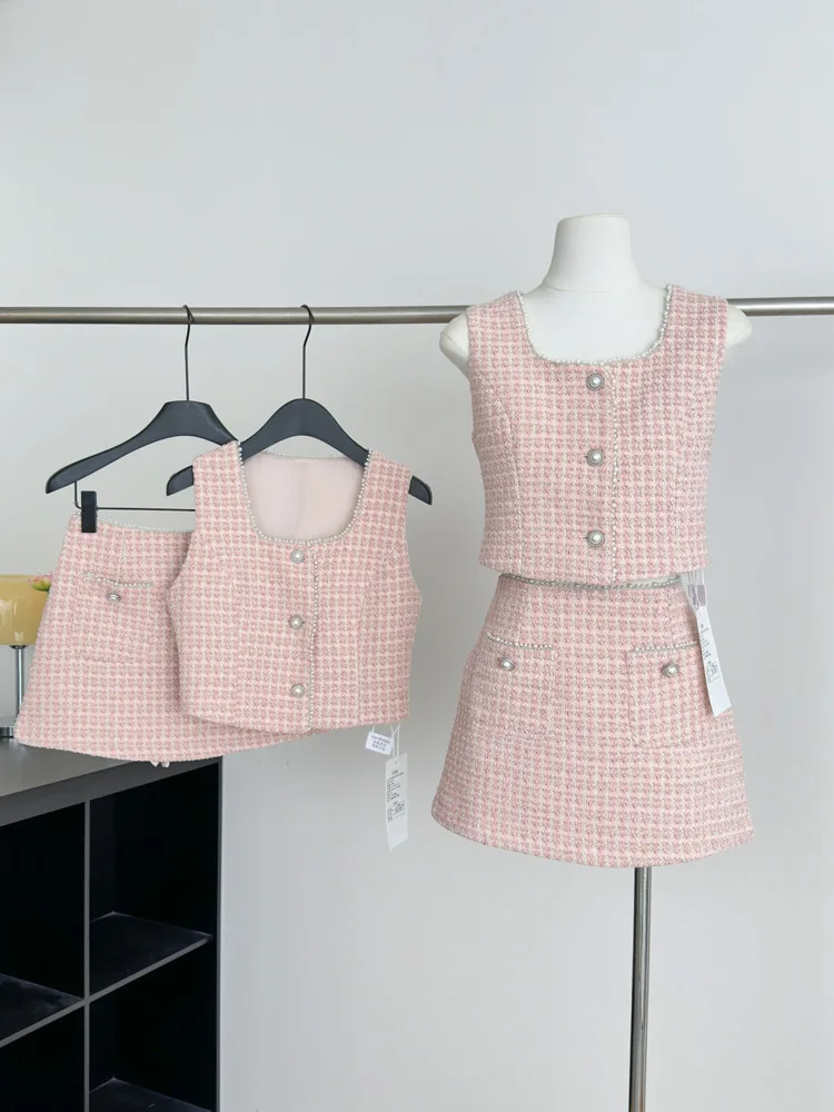 

Women's Elegant Pink Sweet Two Pieces Tweed Pearls Skirt Set Lady High Street Sexy Sleeveless Crop Tank Top + Minis Kirt Suits