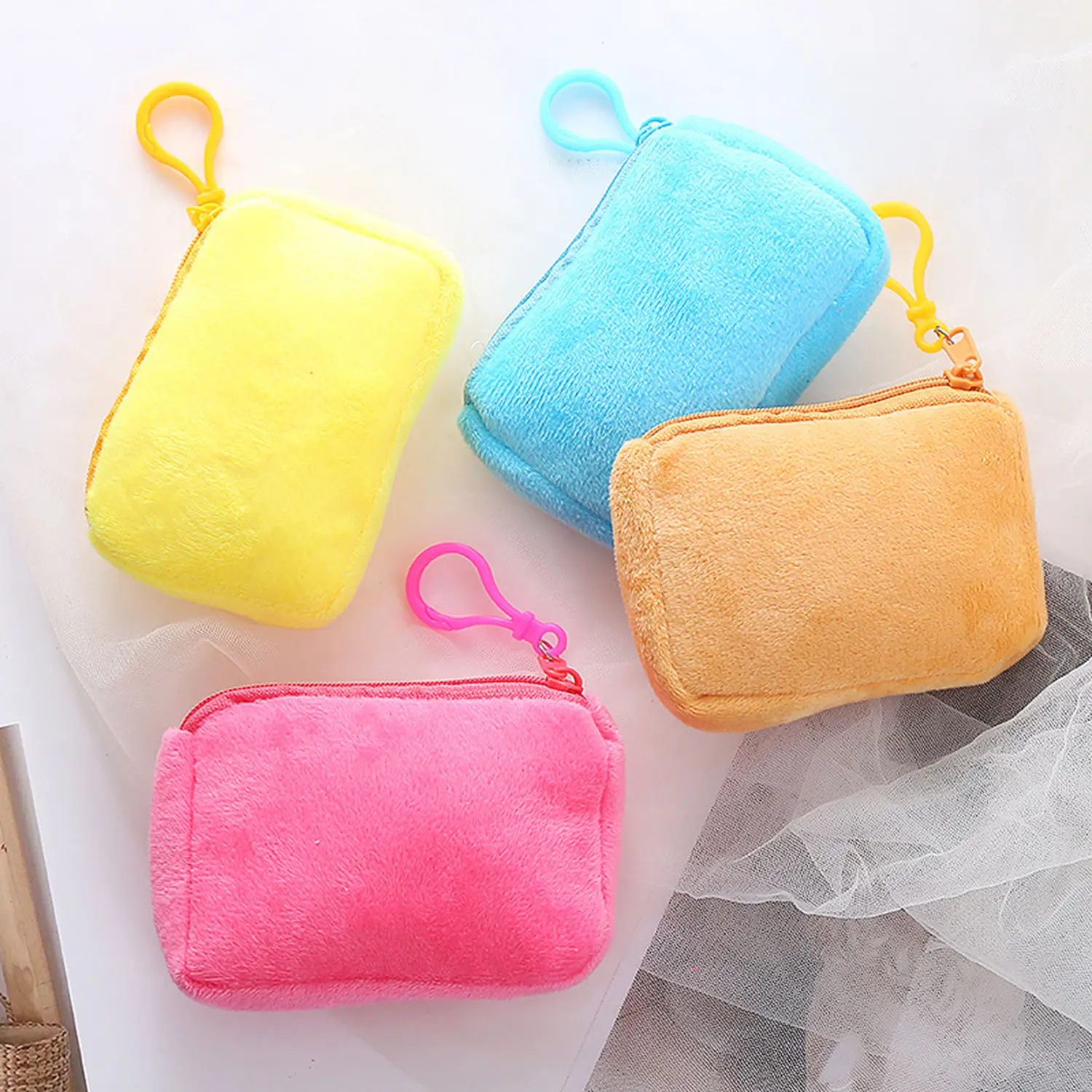 

1PC Plush Solid Coin Purse Multifunctional Portable Cash Holder Keychain Pendant Mini Zipper Bag Women's Fashion Cute Wallet