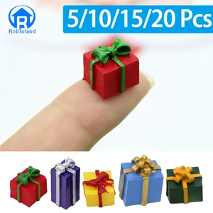 5-20 PCs Mini Festival Geschenkbox 1/12 Harzharz Simulation Weihnachten Geburtstagsgeschenk für Kinder 6 Hauptverkaufs -Sprachbox -Puppe - №2