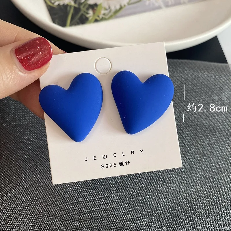 Korean Fashion Acrylic Love Stud Earrings for Women Simple Statement Matte Candy Color Heart Earrings Wedding Jewelry Gifts