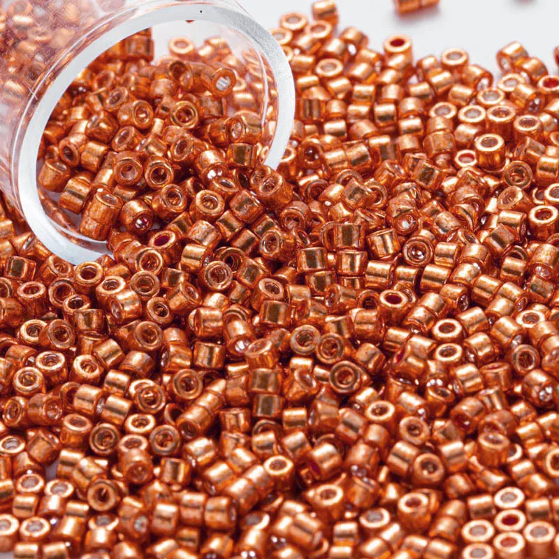 2000 stücke 11/0 1.3*1,6mm Generisches Metallic Farbe Glas Perlen Japanischen Uniform Lose Distanz Seed Perlen für Schmuck, der DIY Nähen