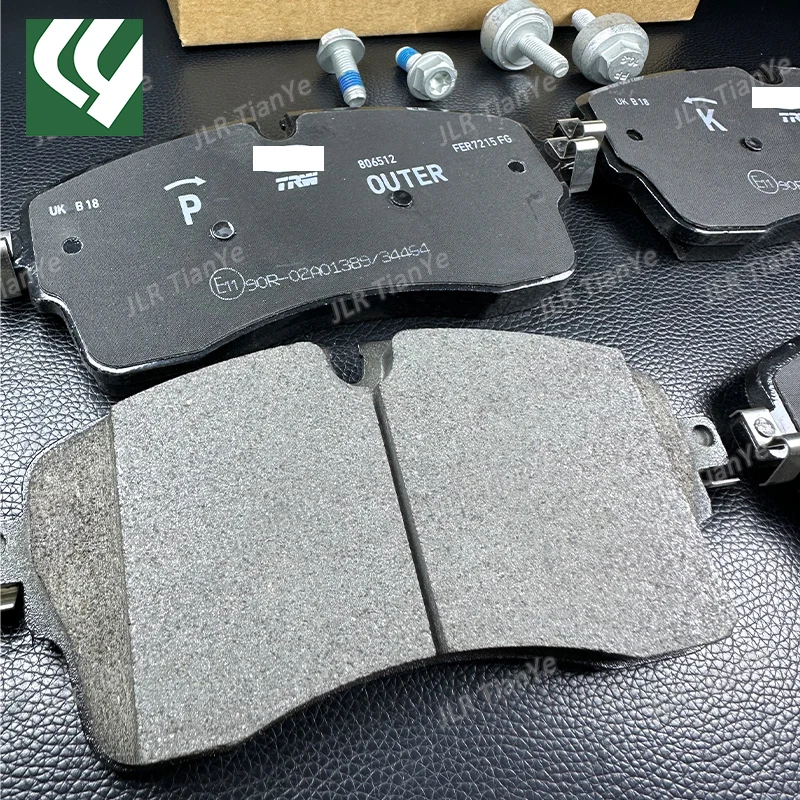 For Range Rover Discovery 5 front brake pads LR110409 LR134644