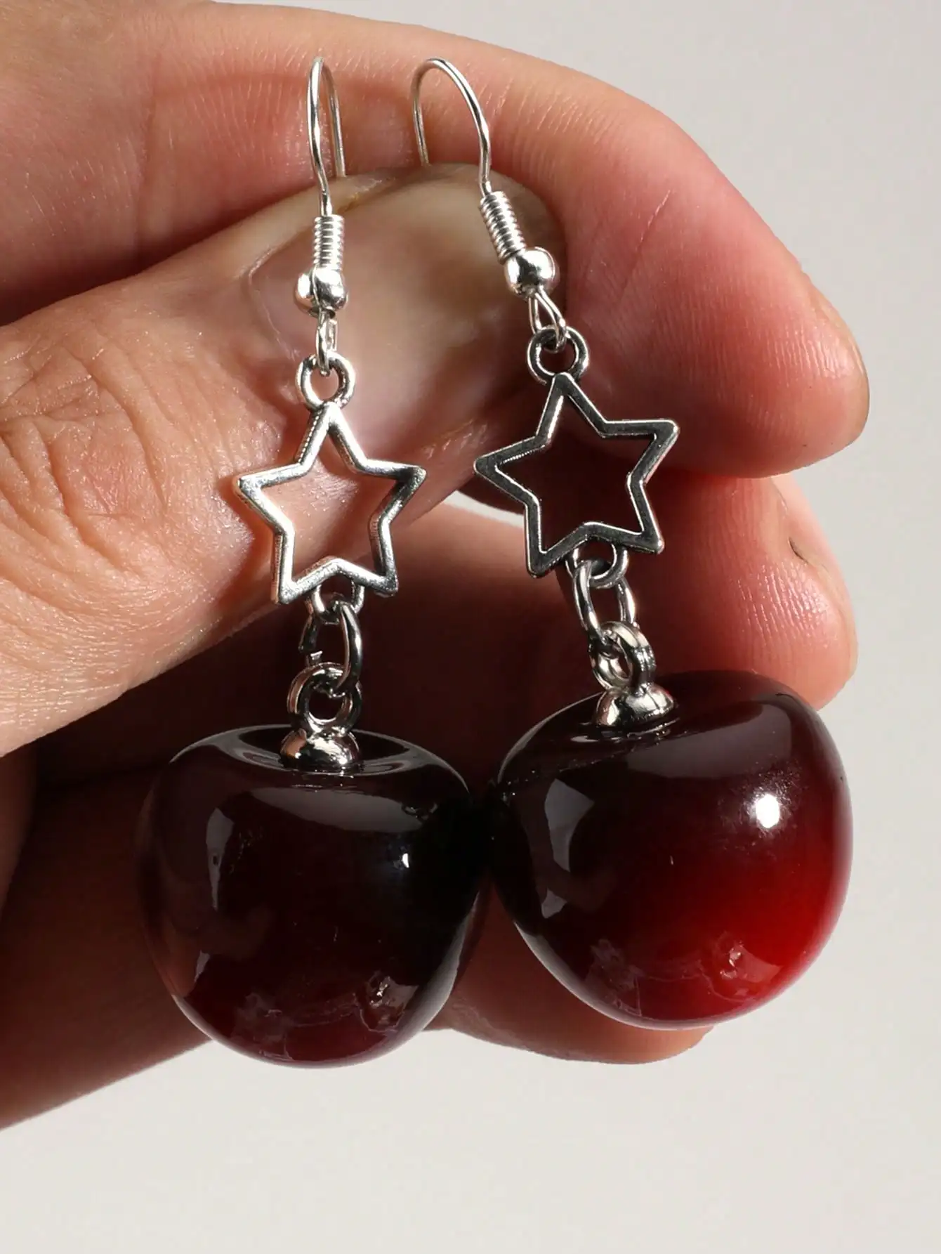 

Серьги-подвески Cherry & Star, милые модные украшения для женщин, очаровательные акриловые серьги-капельки с крючками серебристого цвета