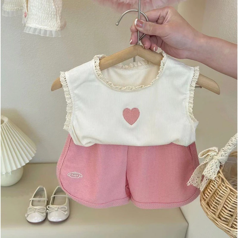 

Girl Clothes Summer Knitwear Lace Border Sleeveless Vest & Loose Shorts 2 Pieces Set Embroidery Heart for Sweet Girl Tracksuit