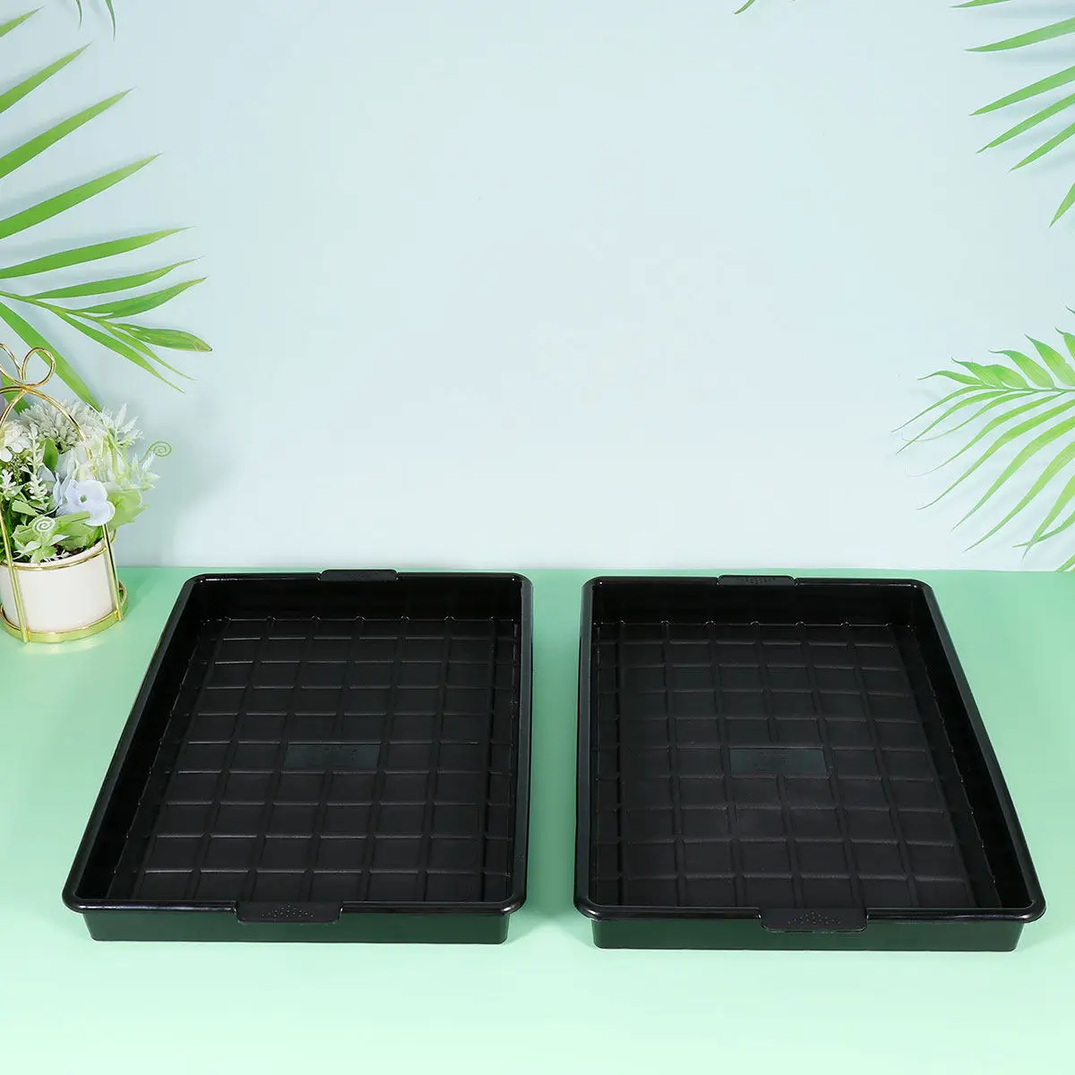 Premium Root Management Flower Pot Tray Sturdy Plastic Saucer for Indoor Outdoor Plants Deep Slot Prevents Soil Water Damage