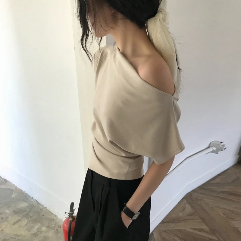 

Korean Style Pleated Slant Collar Shoulder Bared T Shirt Women's Summer New Vintage High End Feeling Irregular Slimming Top