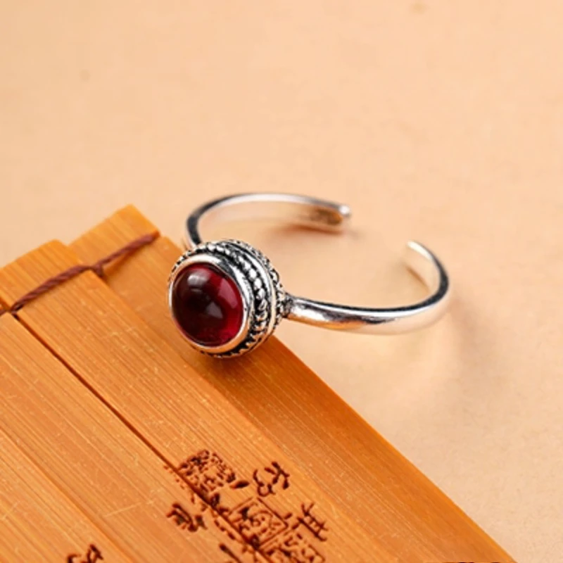 925 Sterling Silver Round Geometric Vintage Ring Korean Version Fashionable High End Jewelry Gift Elegant Finger Ring for Women