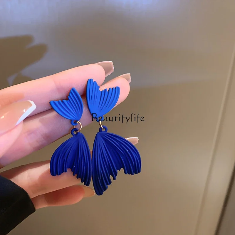 Sapphire Blue Fishtail Earrings, High-Key, Dignified, Light, Luxury, High-Grade