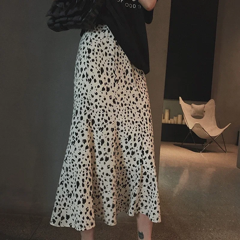 

Women's Casual High-waisted Mermaid Skirt Elegant Polka Dot Four Seasons Sexy Leopard Print Mid-length Skirt Fashion Slim Skirt